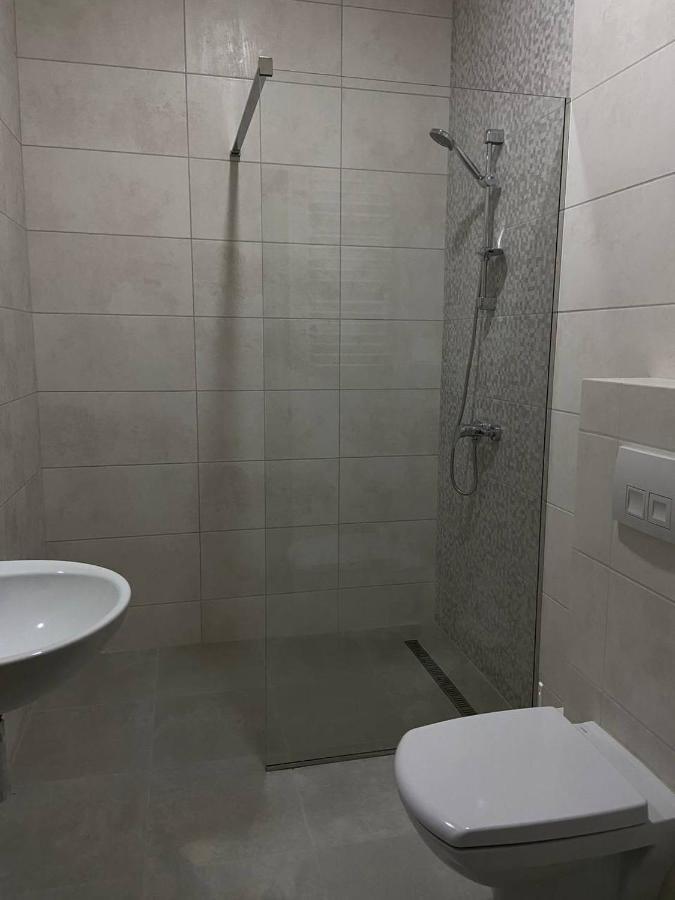 Hostel Lubin Lviv Eksteriør billede